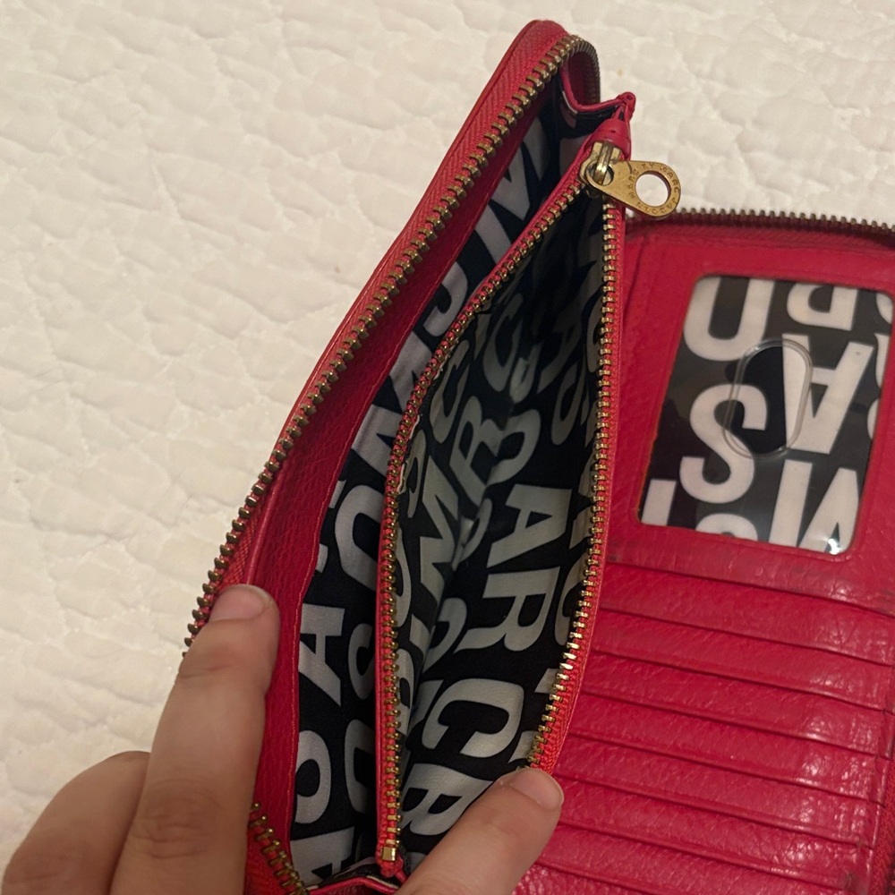 LOW START $299EUC Marc Jacobs Cherry Red Wallet with Gold Accents - Picture 7 of 9